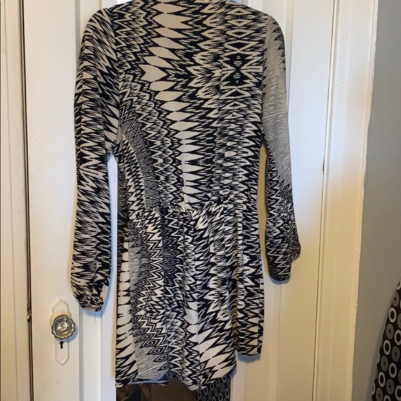 Boutique Printed Short Romper - Picture 3 of 5